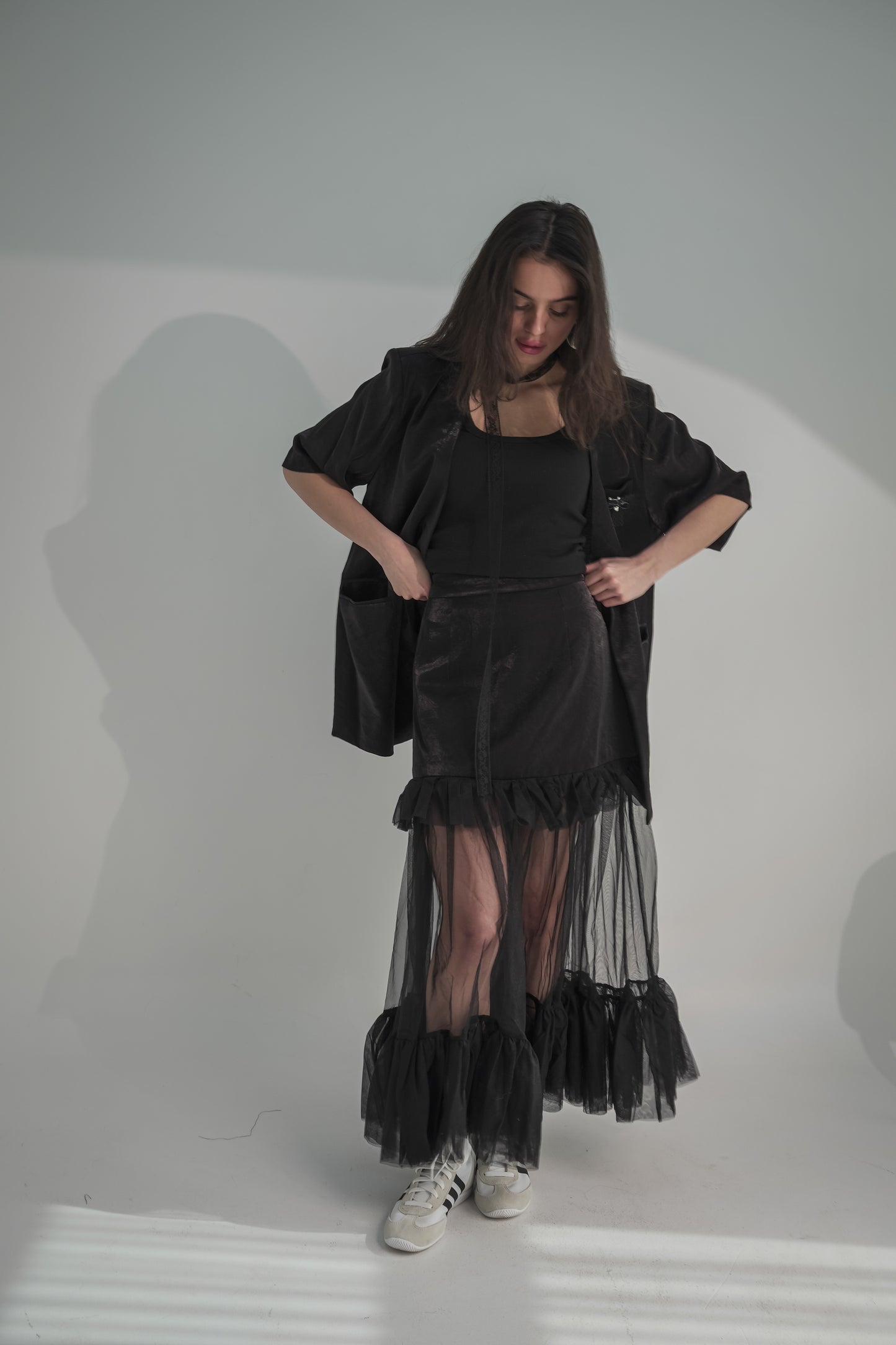 Mesh long skirt with short blazer