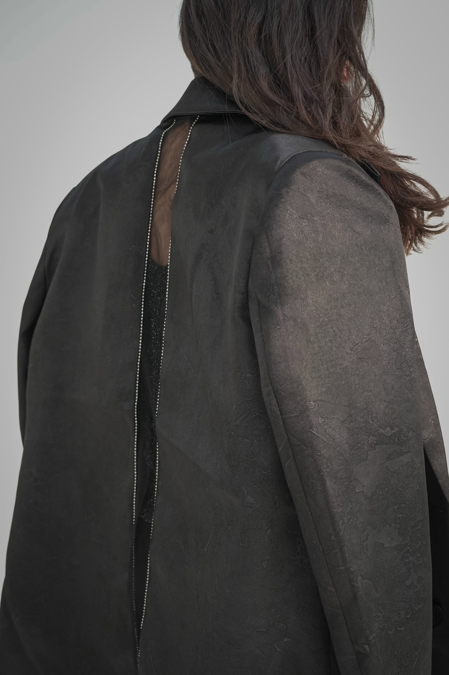 Black blazer with back Cristal line