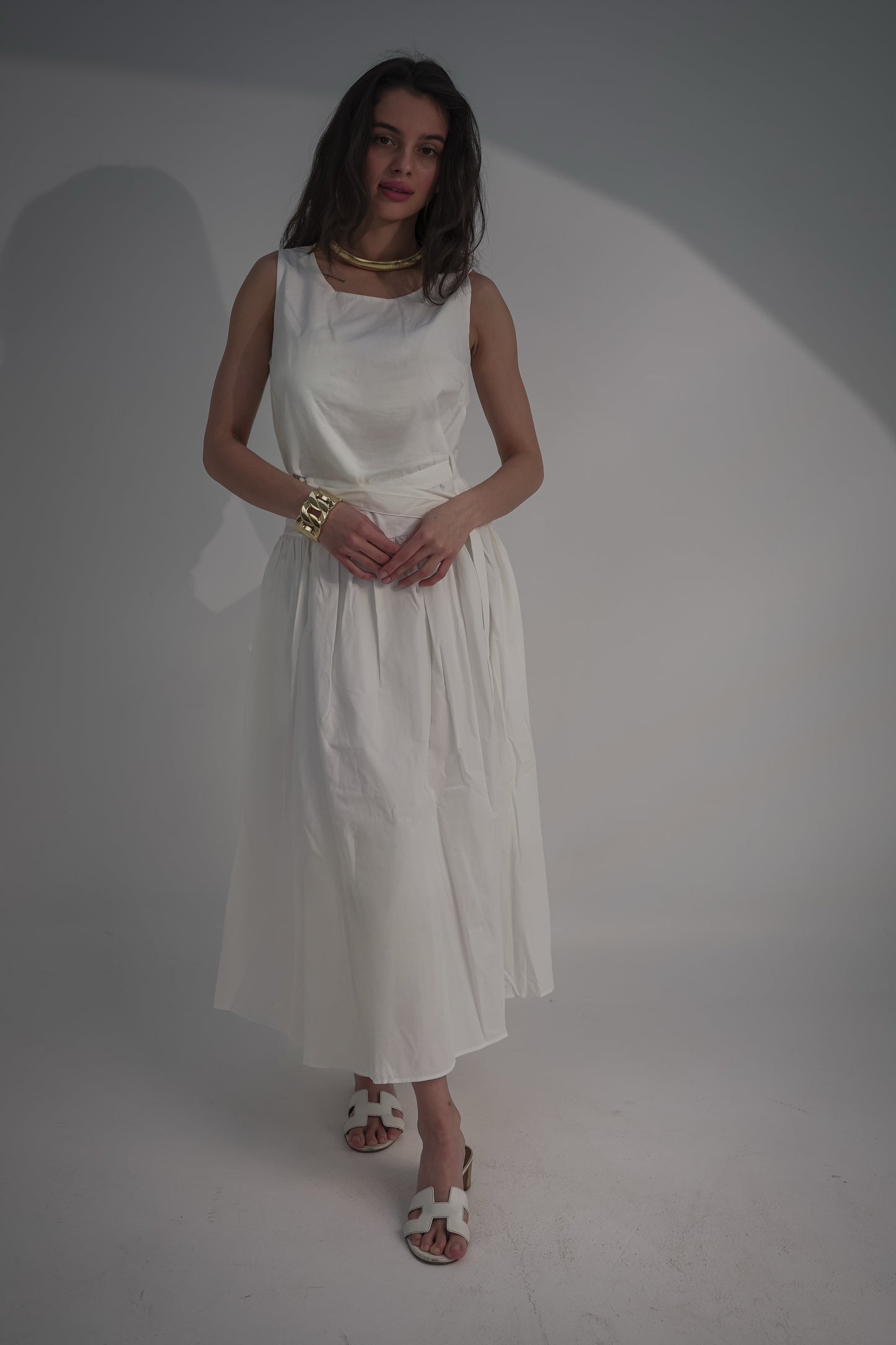 Summer dress with belt