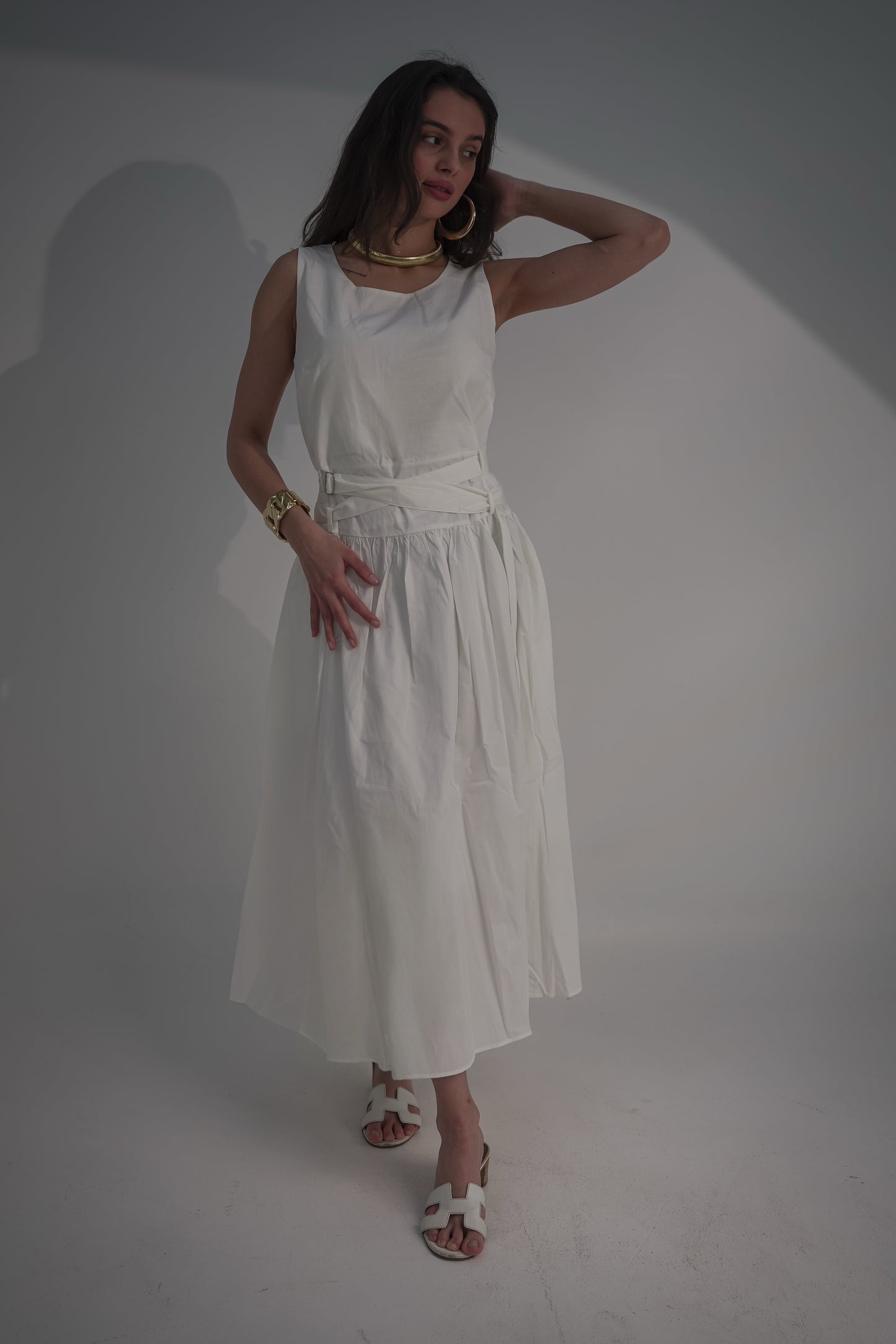 Summer dress with belt