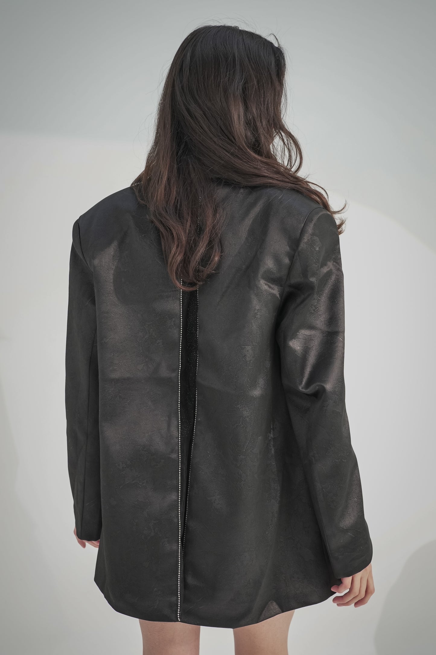 Black blazer with back Cristal line