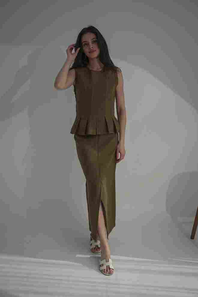 Brown khaki skirt & top